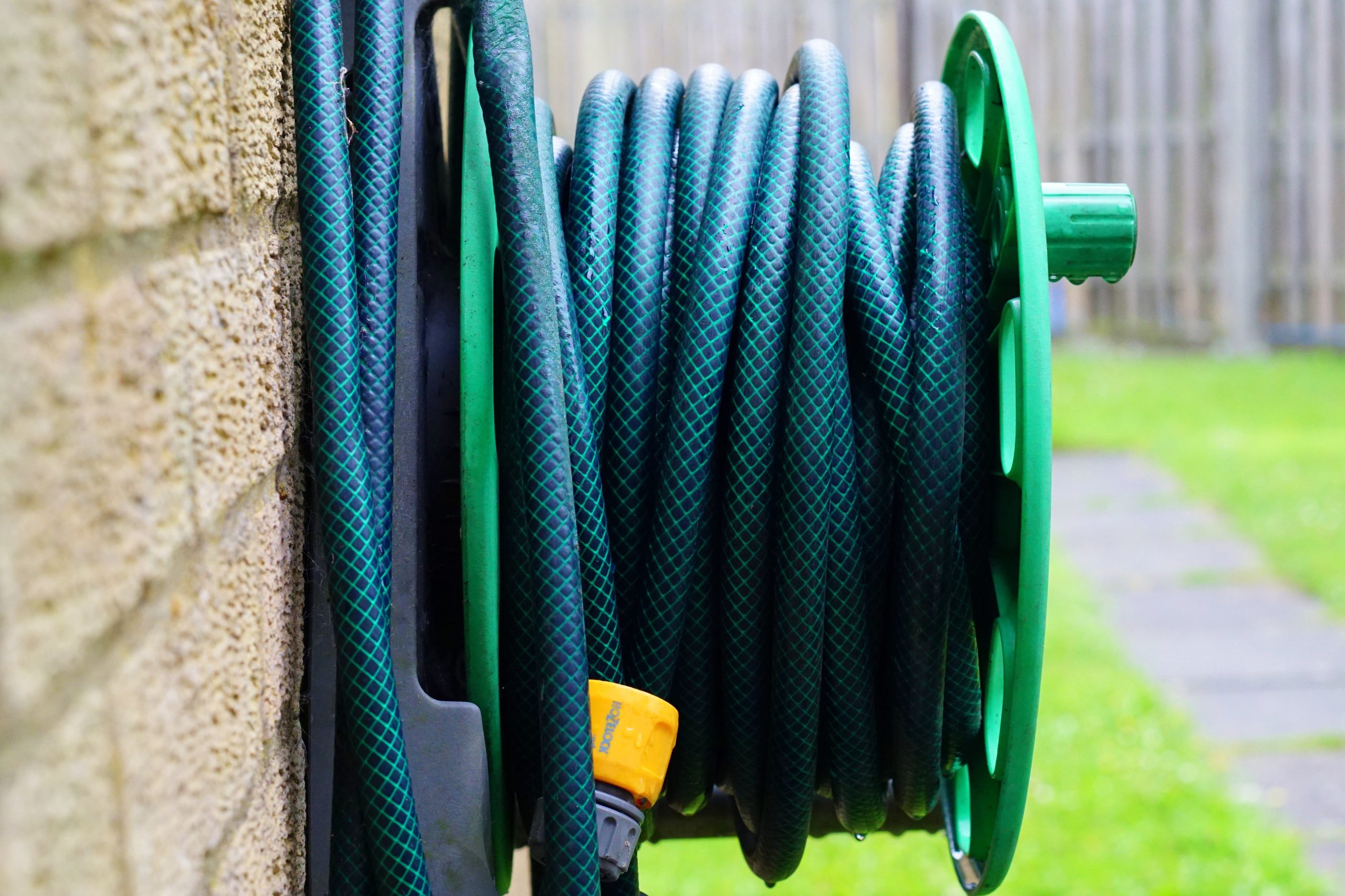 Why You Should Disconnect Your Garden Hose Before the First Freeze